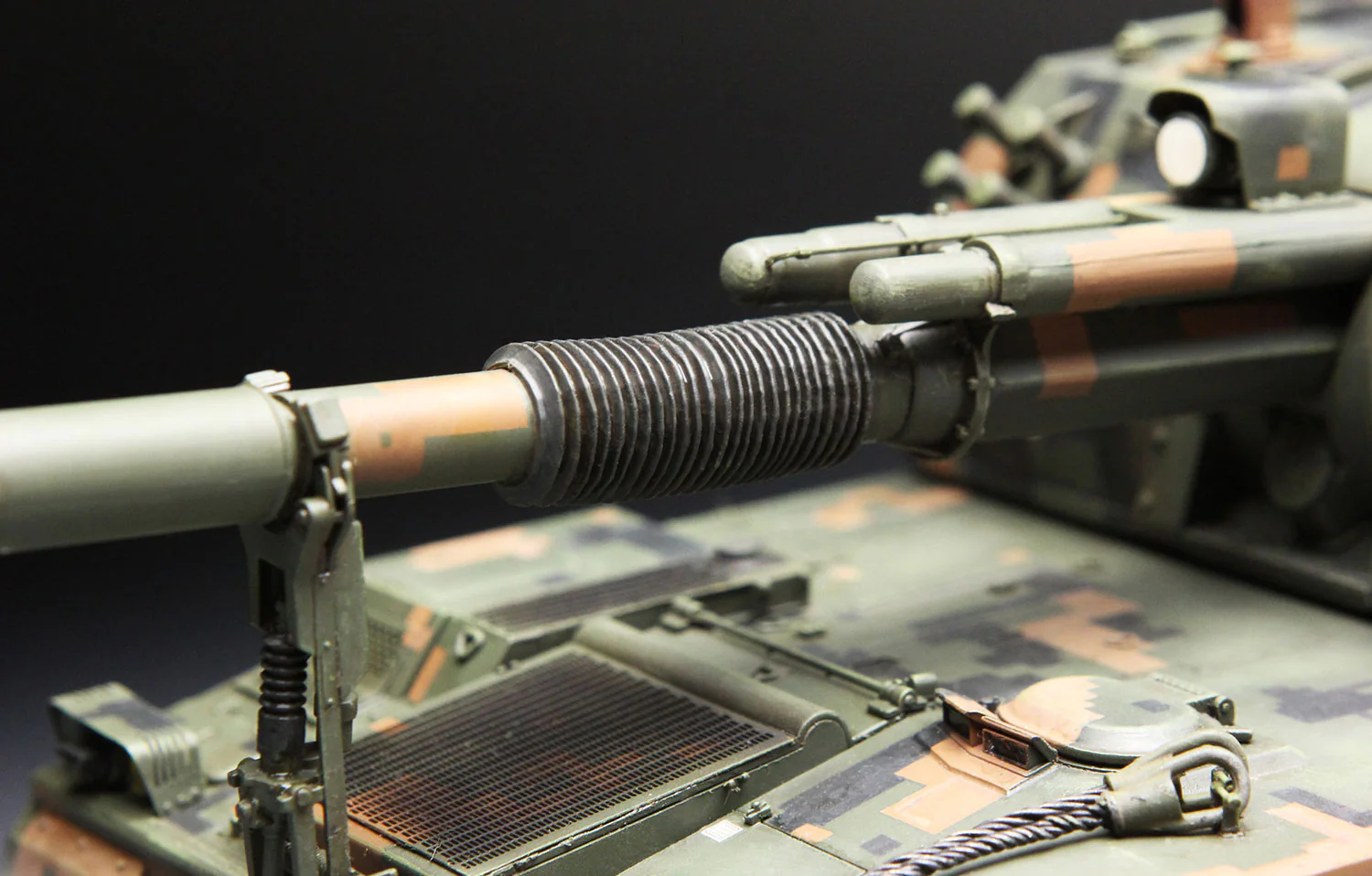 Meng 1/35 CHINESE PLZ05 155mm SELF-PROPELLED HOWITZER - Image 8