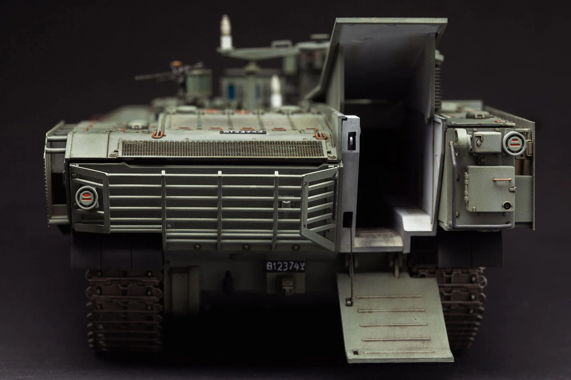 Meng 1/35 ISRAEL HEAVY ARMOURED PERSONNEL CARRIER ACHZARIT LATE - Image 5