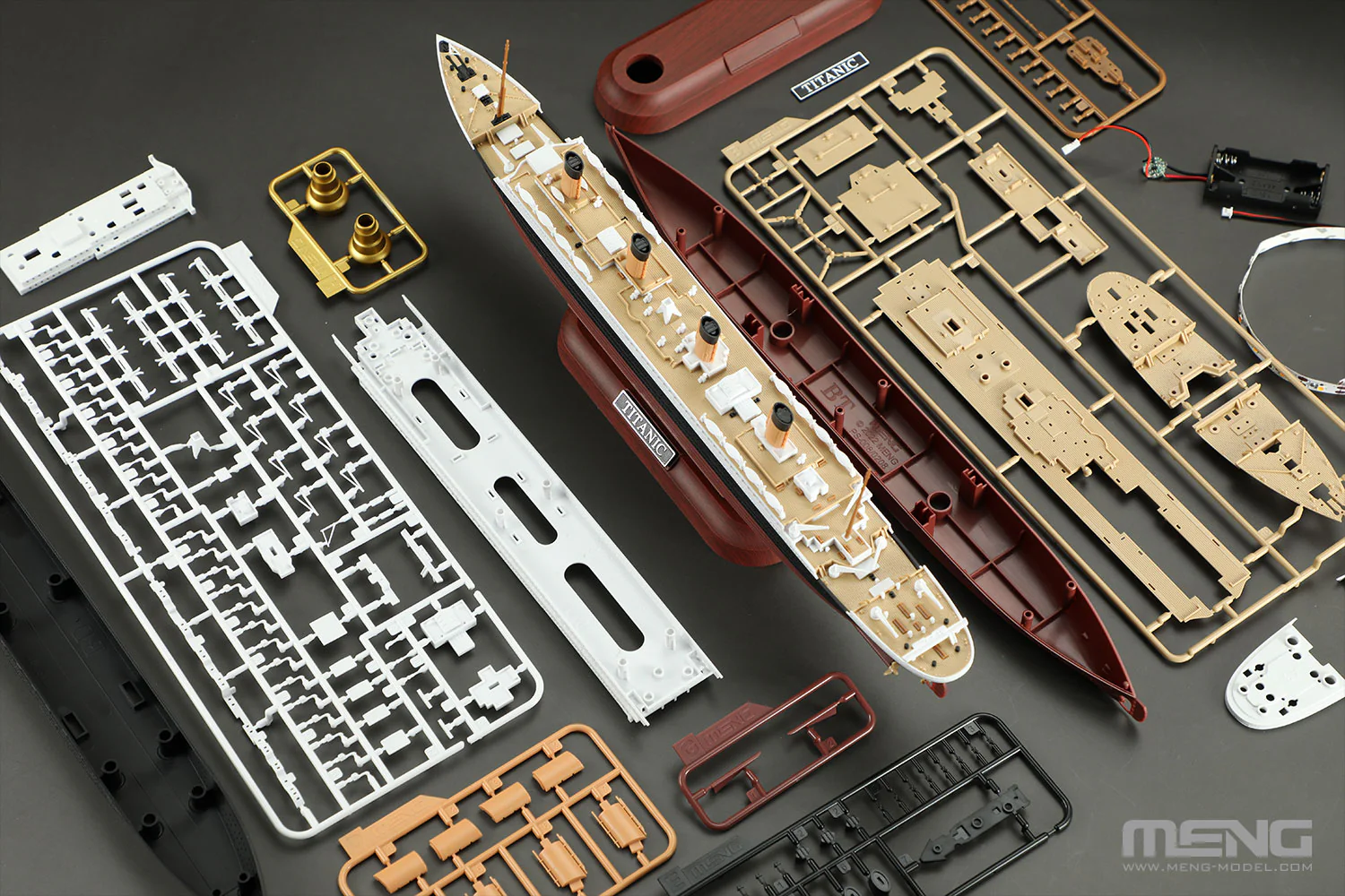 Meng 1/700 R.M.S. Titanic - Image 5