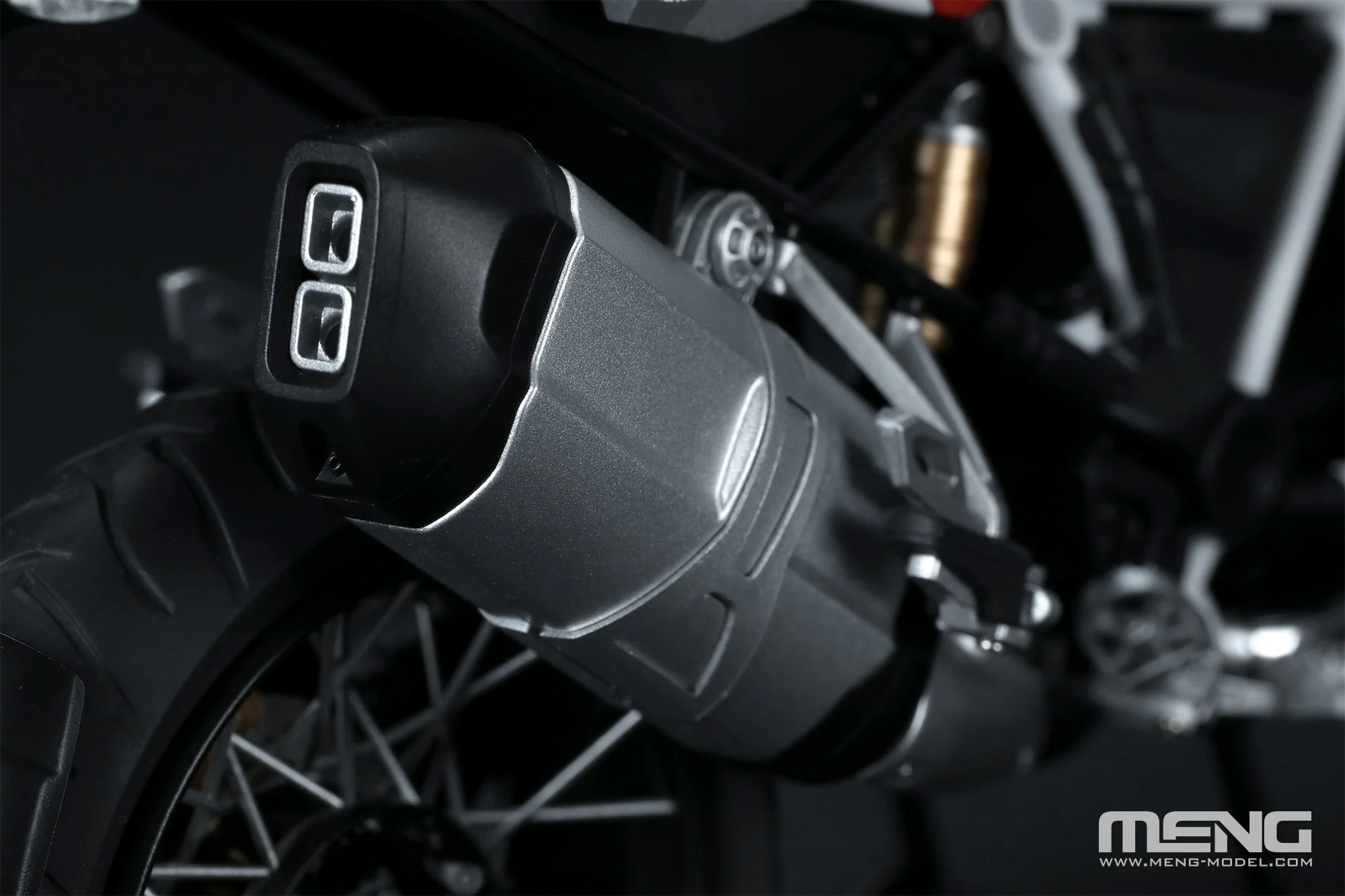 Meng 1/9 BMW R 1250 GS ADV (Pre-colored Edition) - Image 10
