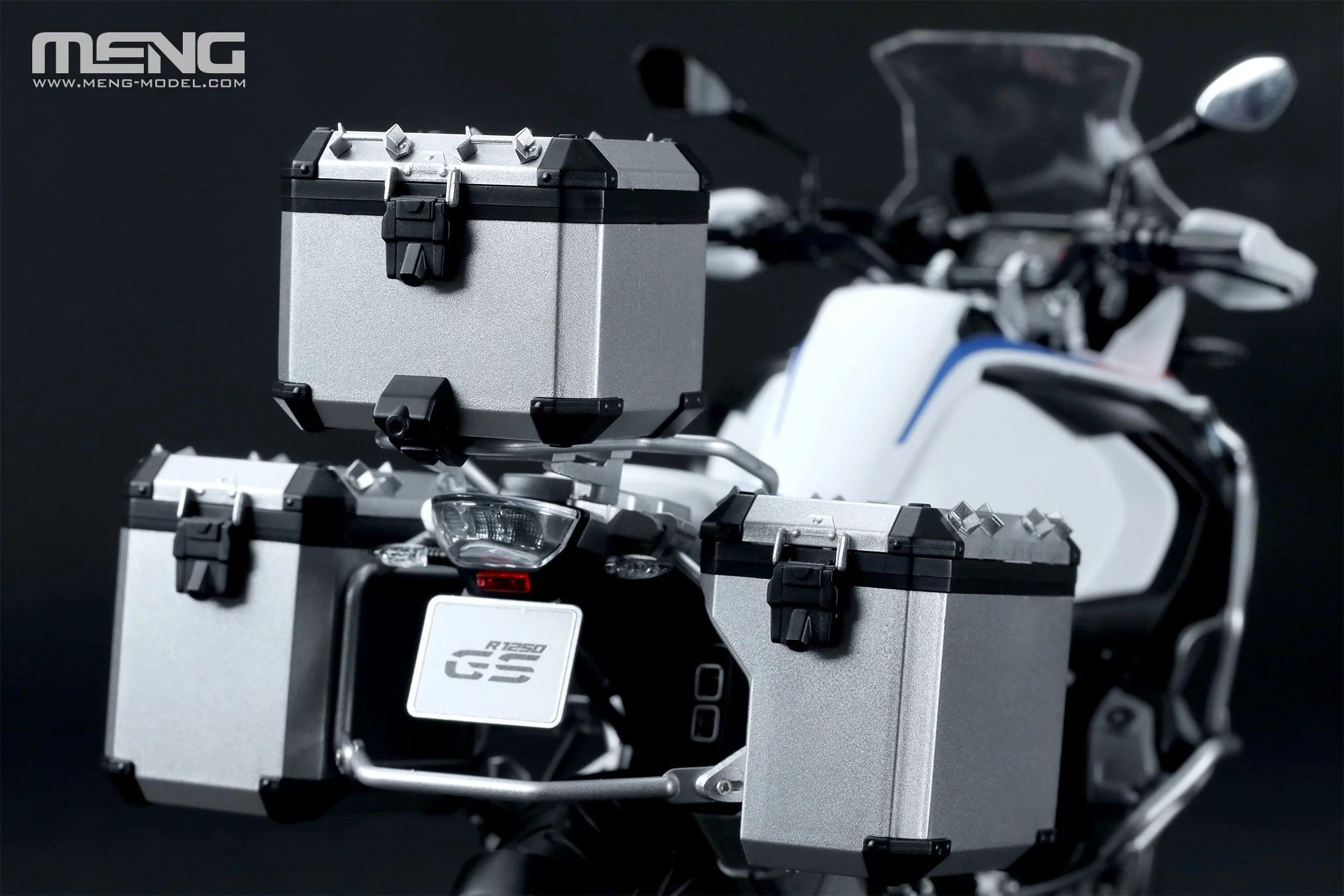 Meng 1/9 BMW R 1250 GS ADV (Pre-colored Edition) - Image 14