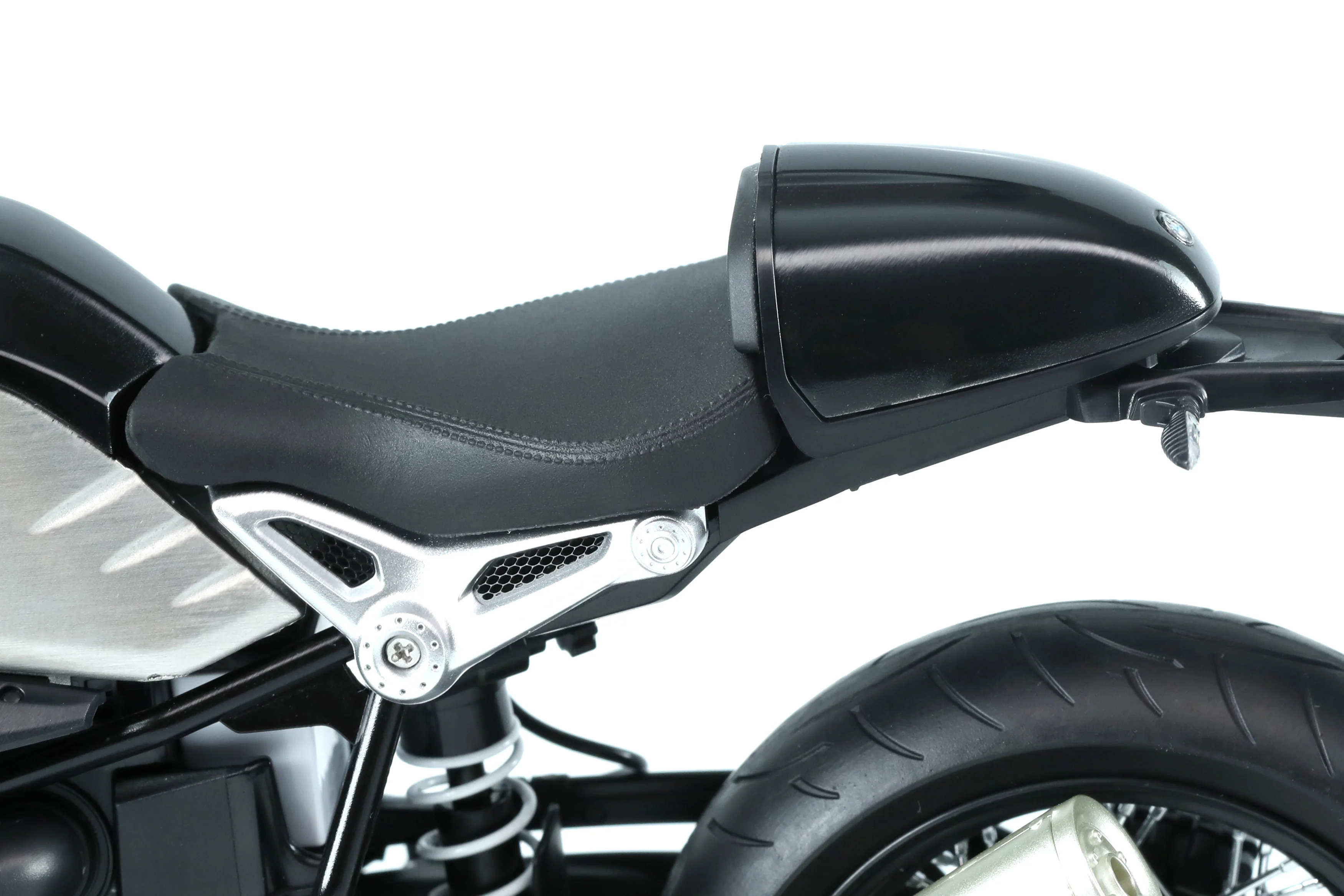 Meng 1/9 BMW R nineT (Pre-colored Edition) - Image 2