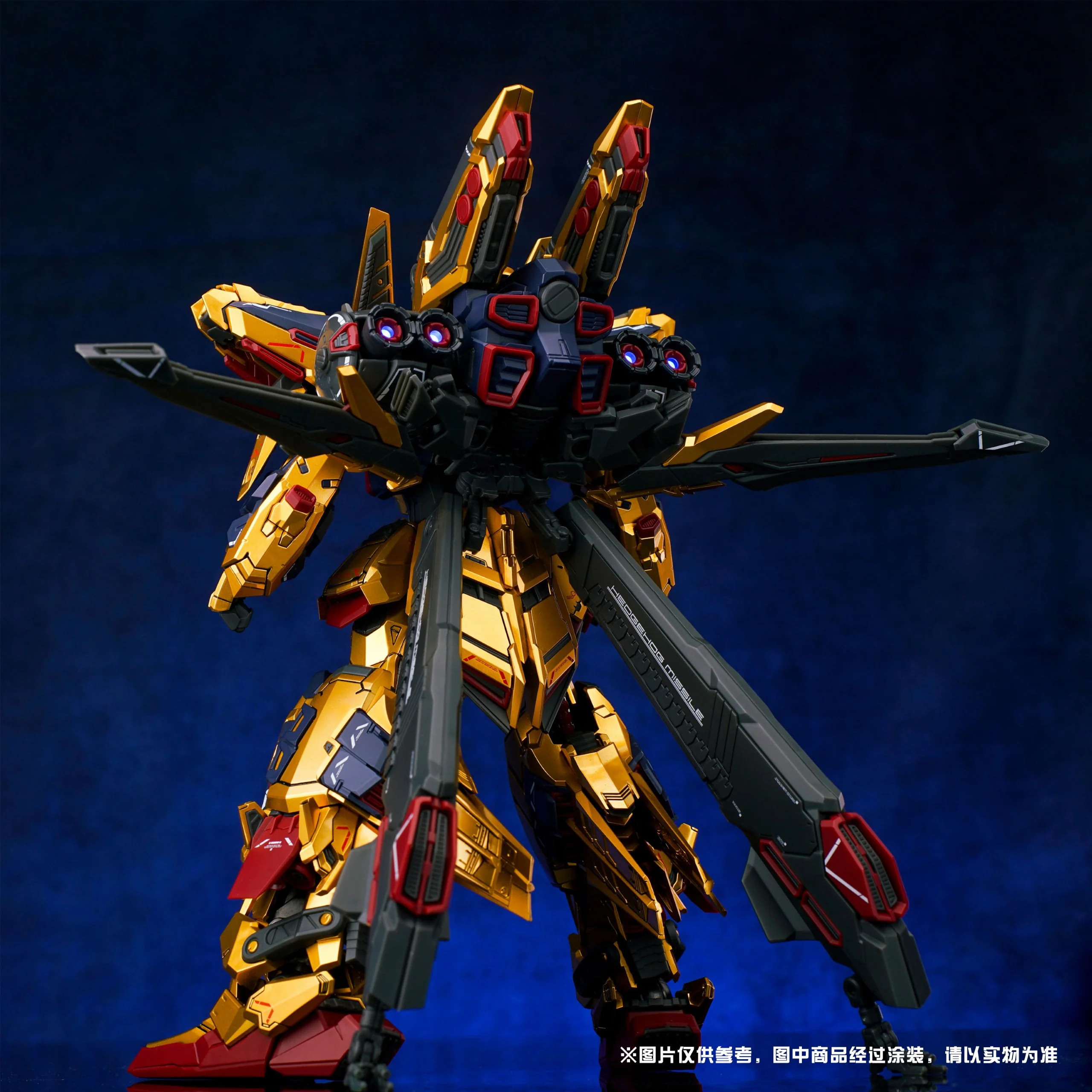 MG 1/100 Golden Warrior Model Kit - Image 4