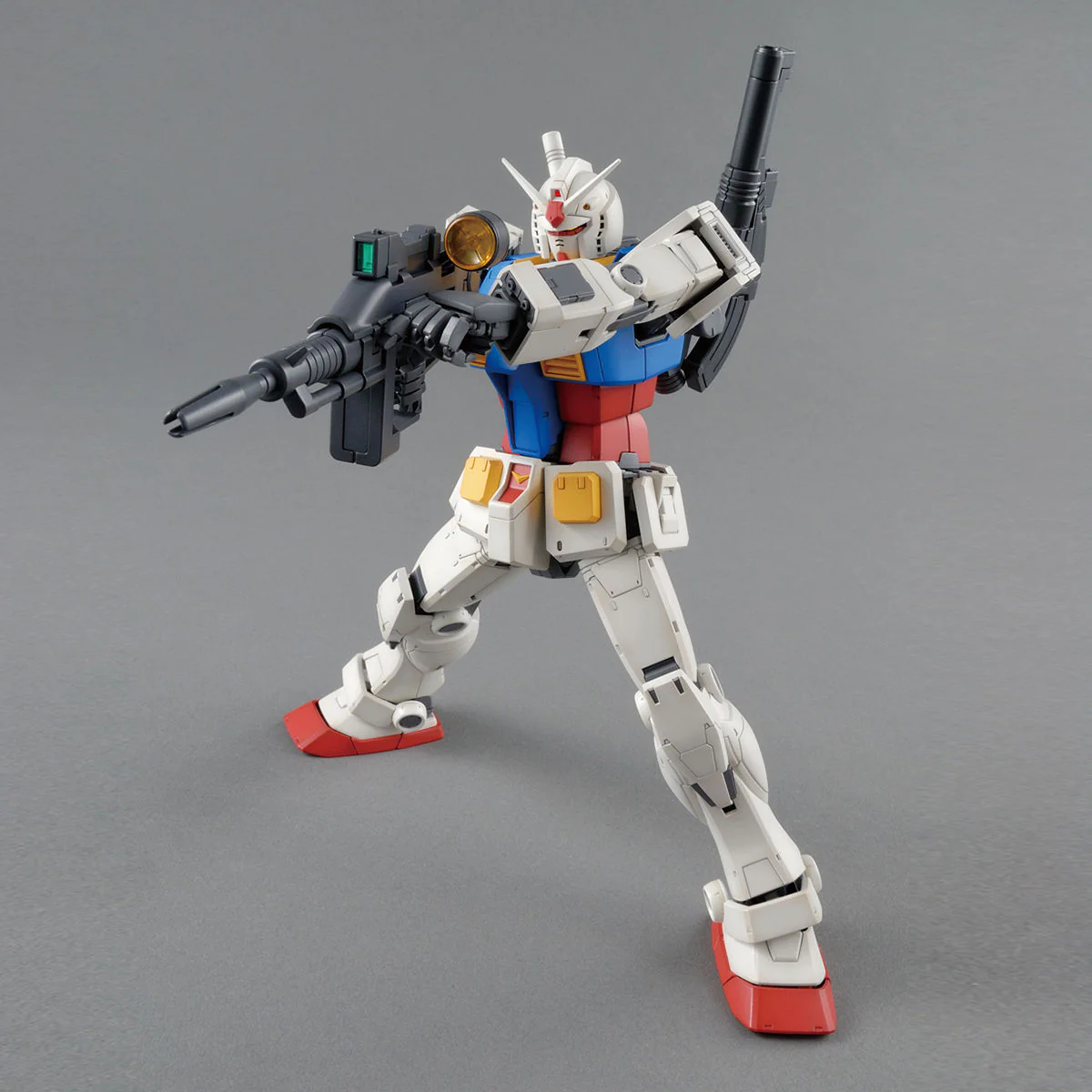 MG 1/100 RX-78-02 Gundam (Mobile Suit Gundam The Origin Ver.) - Image 5