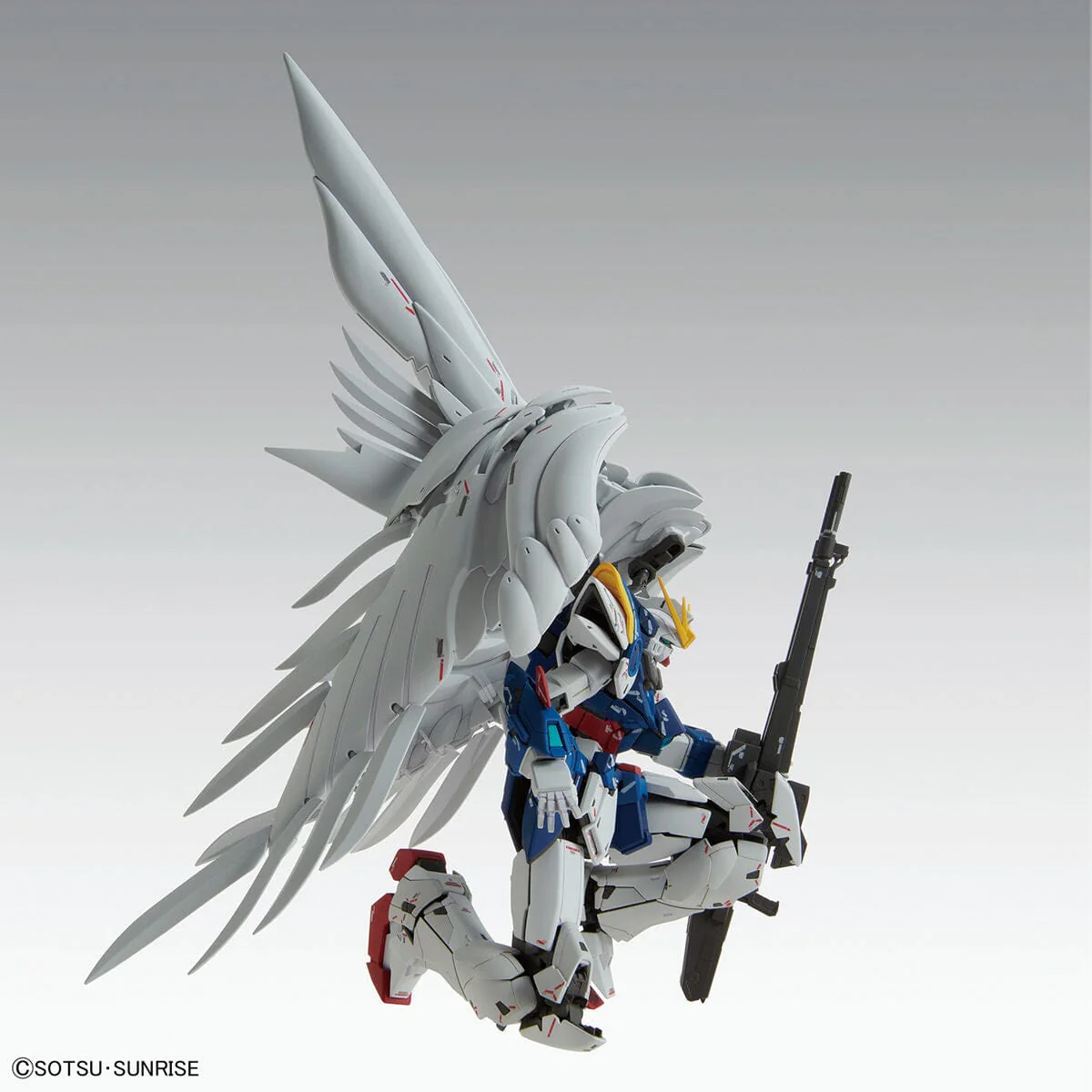 MG 1/100 Wing Gundam Zero EW (Ver.Ka) - Image 9