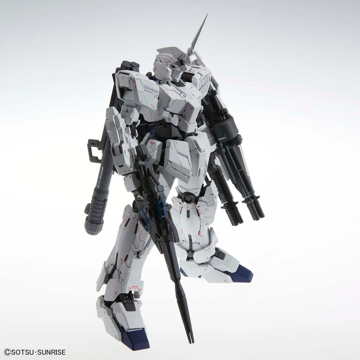 MGEX 1/100 Unicorn Gundam (Ver.Ka) - Image 9