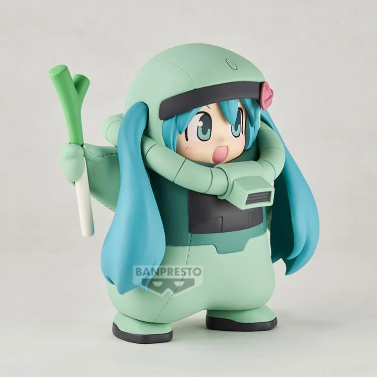 Mobile Suit Gundam 45th Anniversary Hatsune Miku (Zaku Costume Ver.) Figure - Image 2