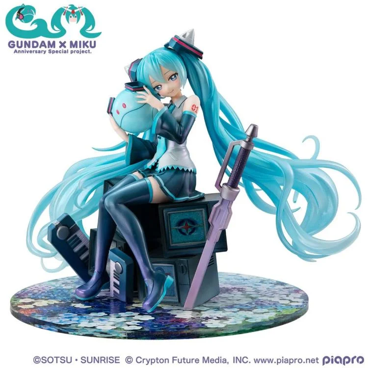 Mobile Suit Gundam 45th Anniversary x Hatsune Miku Lucrea Hatsune Miku x 00 Gundam Figure - Image 3