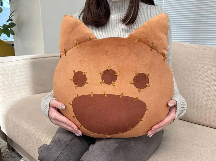 Monster Hunter Wilds Cat-Shaped Cushion - Image 4