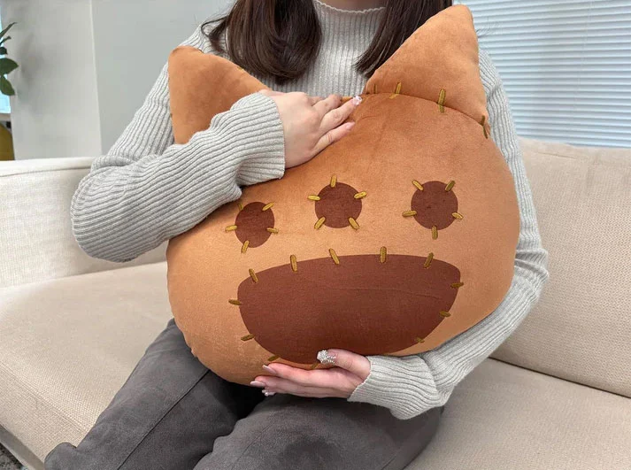 Monster Hunter Wilds Cat-Shaped Cushion - Image 5