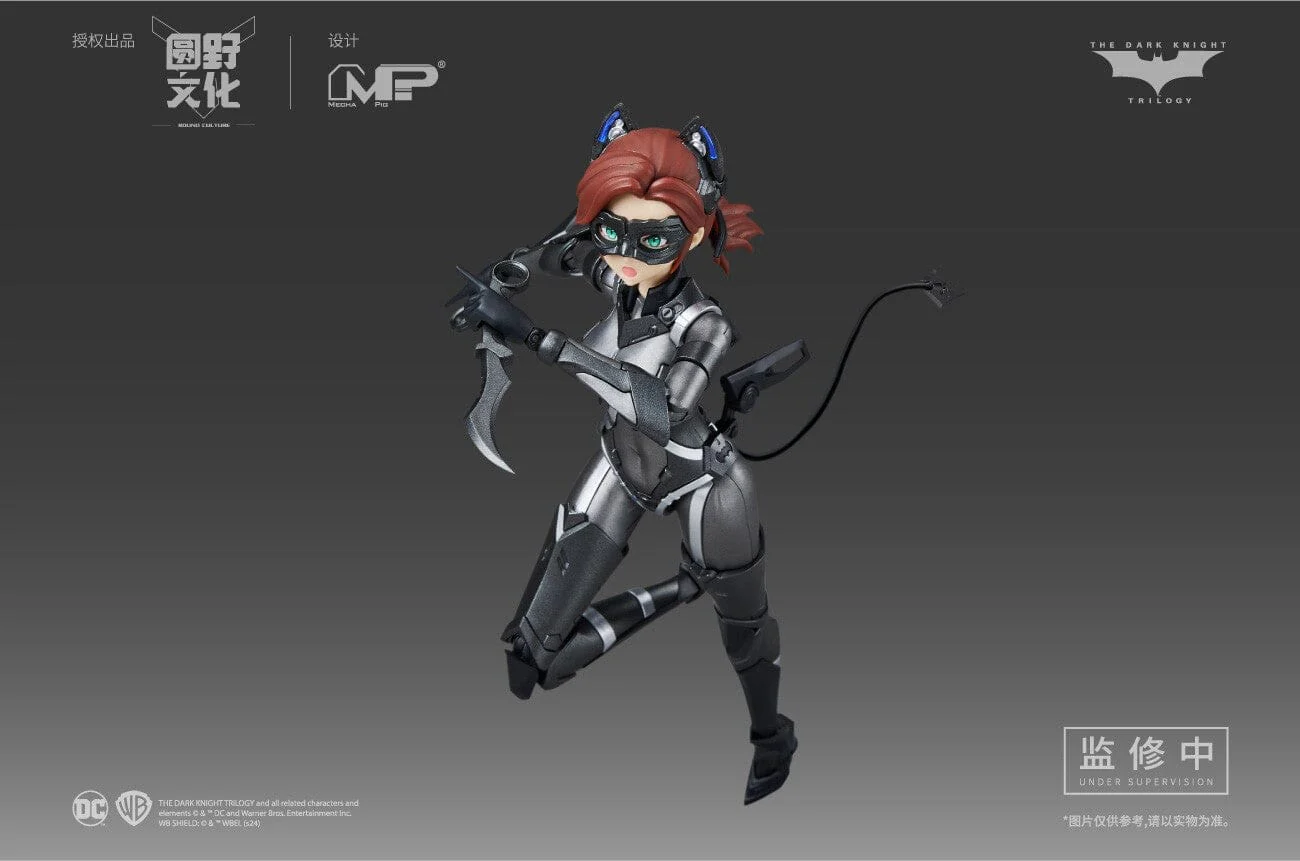 DC Comics DC-02 Catwoman and Bat-Pod 1/10 Scale Model Kit - Image 3