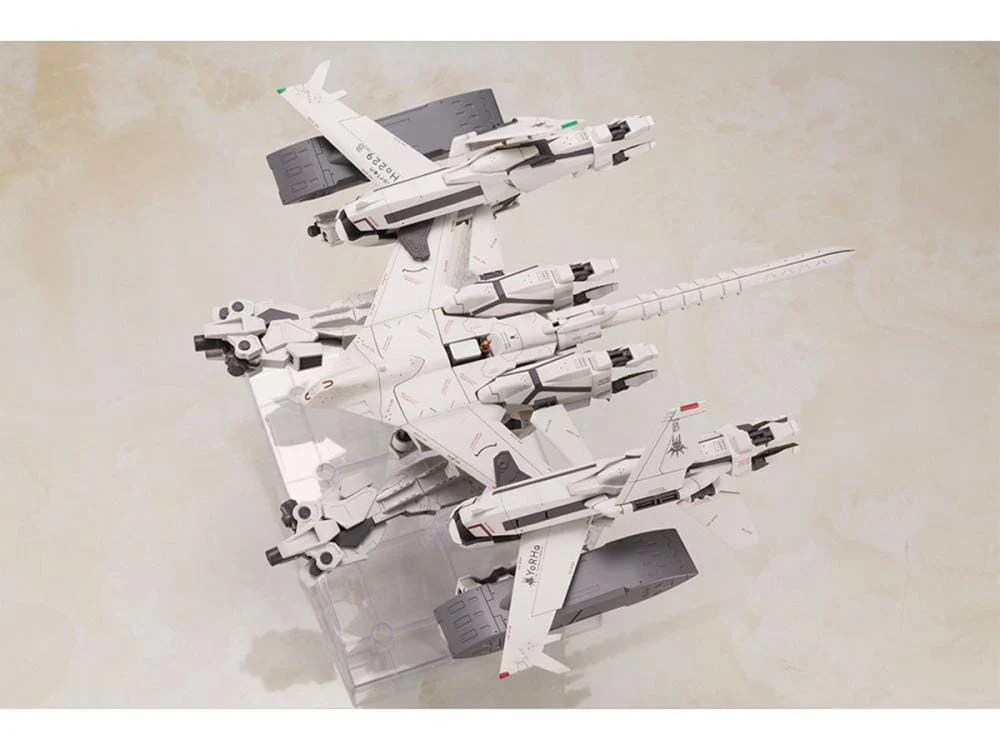 NieR Automata Flight Unit Ho229 Type-B & 2B (YoRHa No. 2 Type B) Model Kit (Reissue) - Image 6