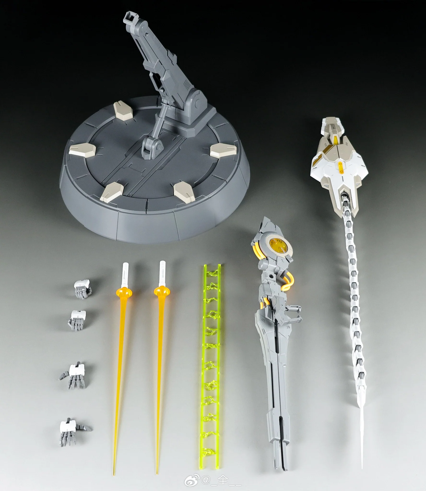 Nilson Works PG 1/60 Monument FX Flugel Scale Model Kit - Image 10