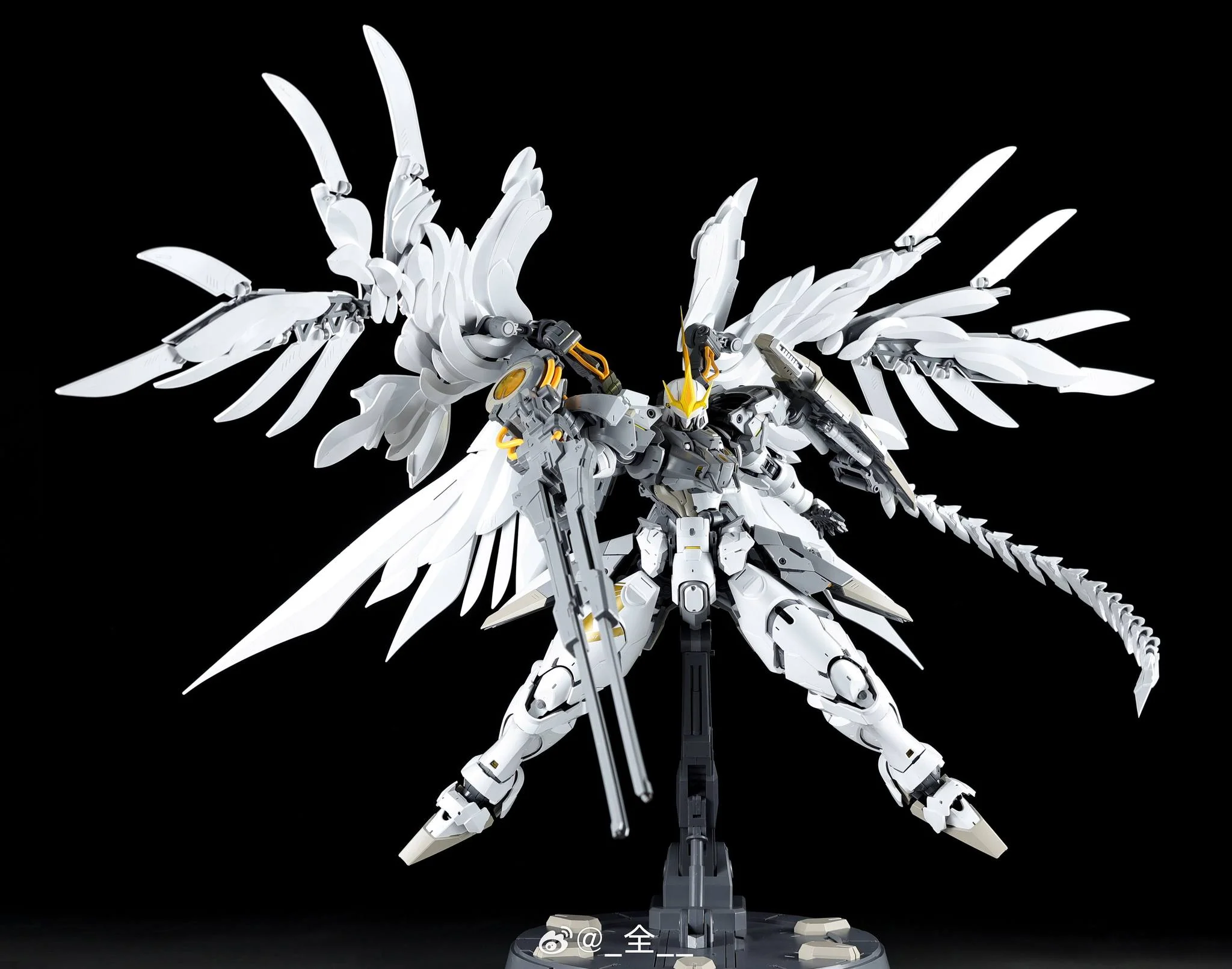Nilson Works PG 1/60 Monument FX Flugel Scale Model Kit - Image 3