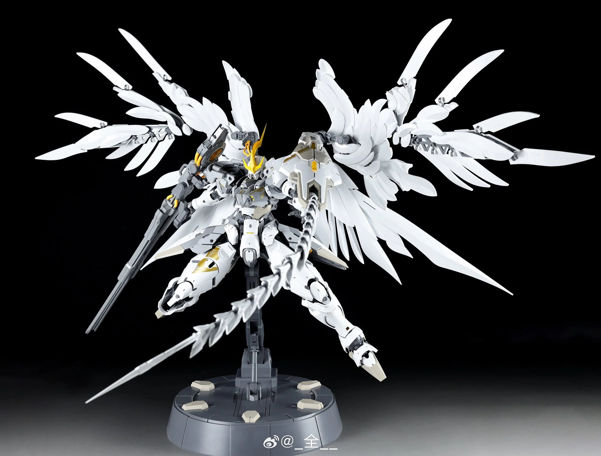 Nilson Works PG 1/60 Monument FX Flugel Scale Model Kit - Image 5