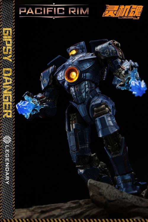 Pacific Rim Gipsy Danger Action Figure - Image 4