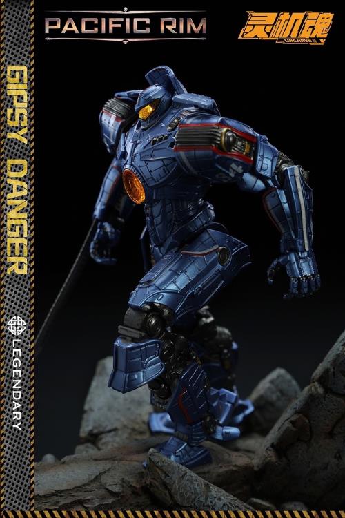 Pacific Rim Gipsy Danger Action Figure - Image 6