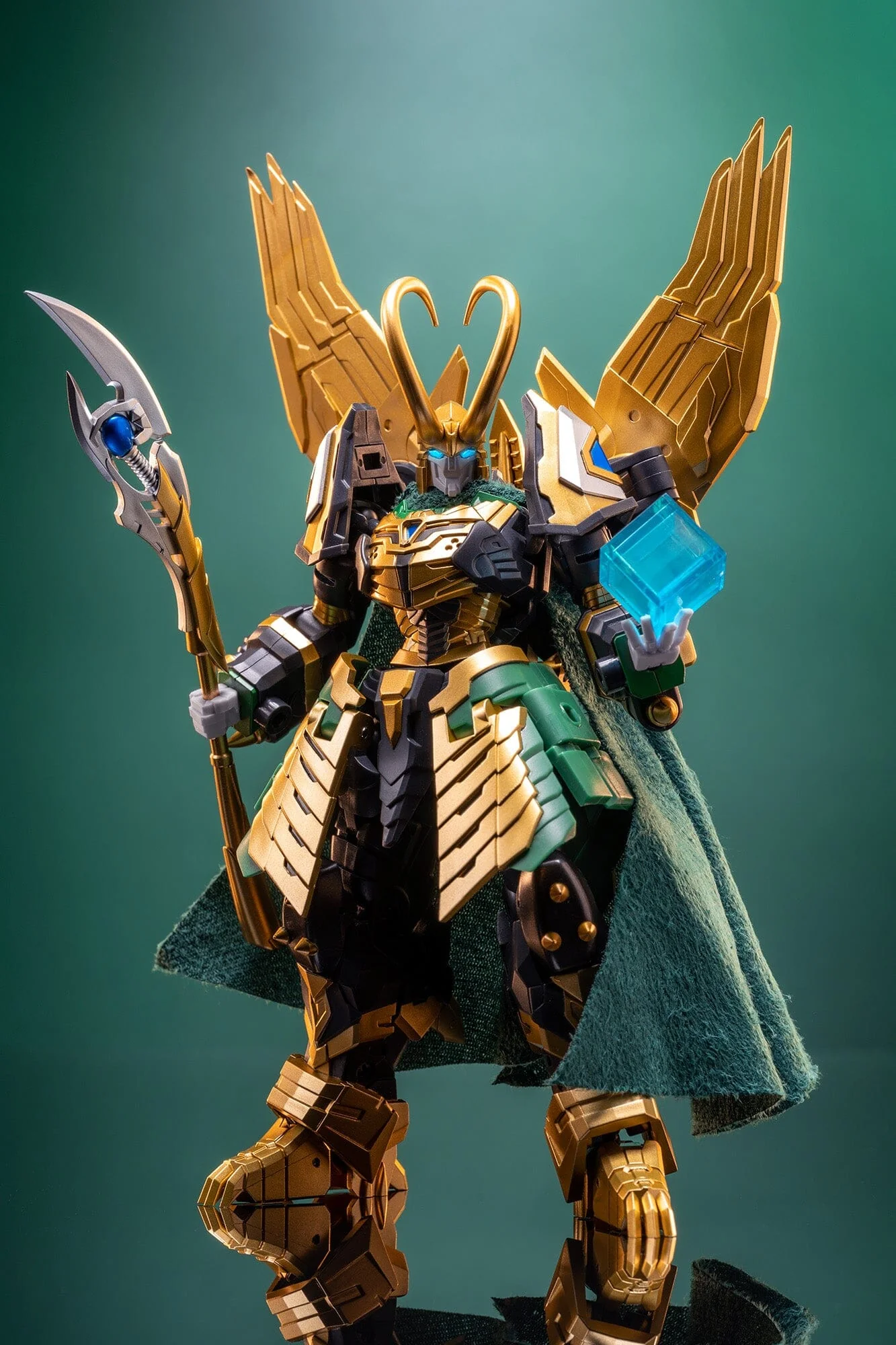 Pangu Toys PT-11 Loki Action Figure - Image 3