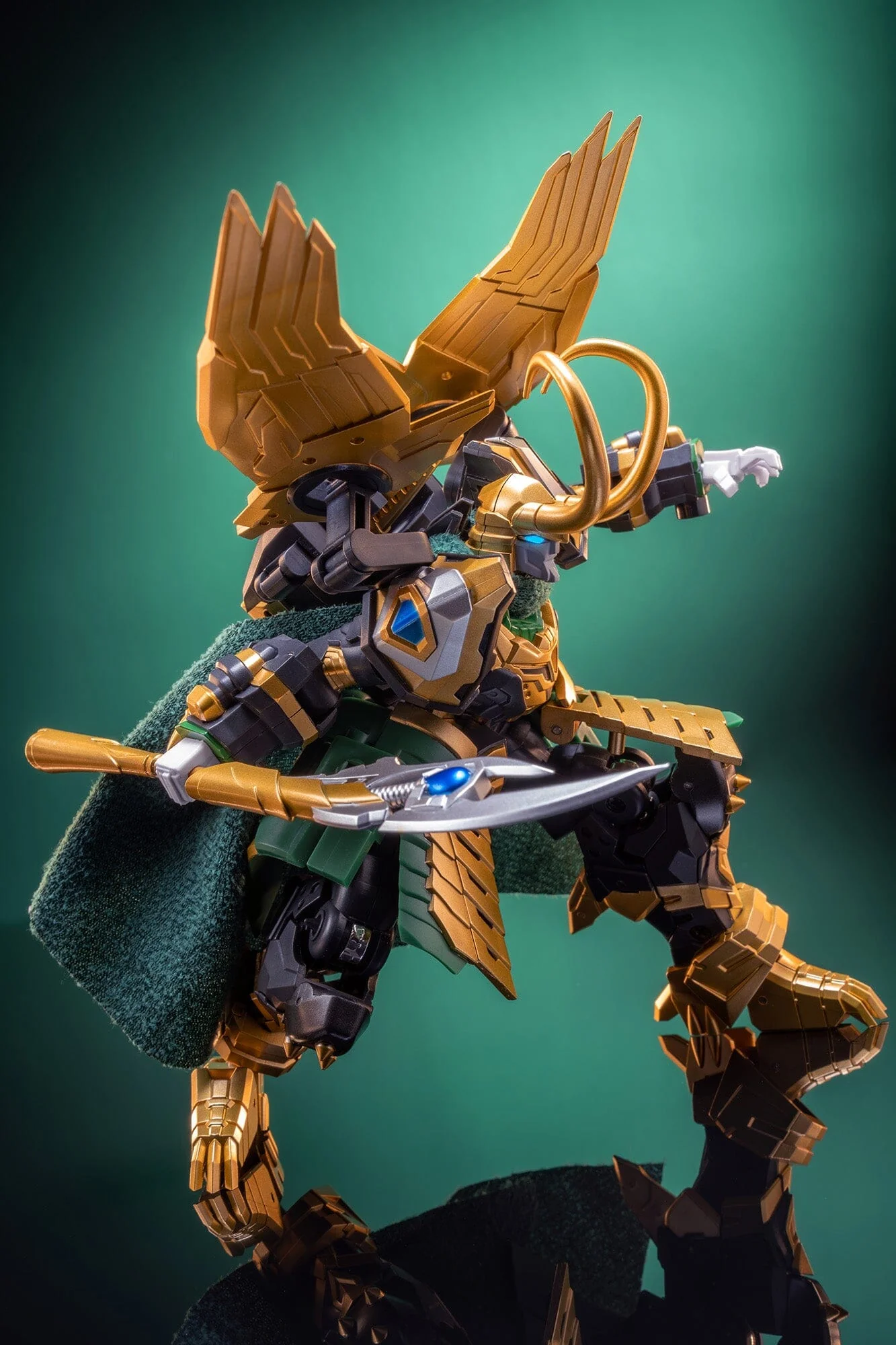 Pangu Toys PT-11 Loki Action Figure - Image 6