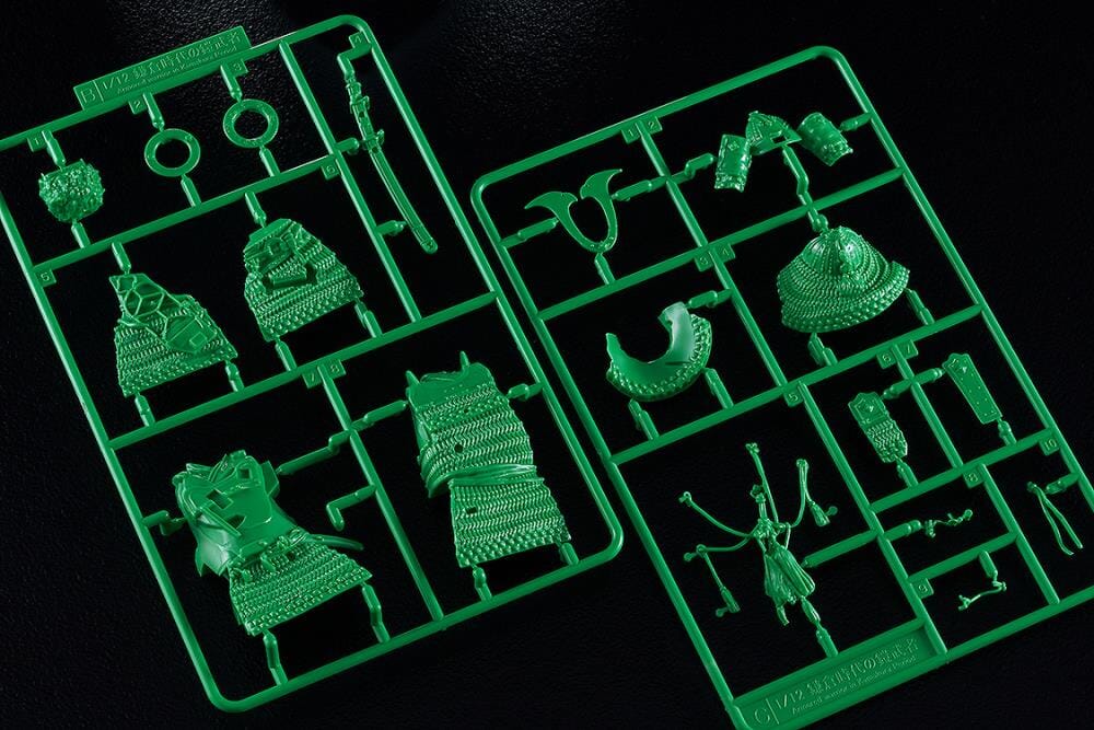 PLAMAX Kamakura Period Armored Warrior (Green Color Edition) 1/12 Scale Model Kit - Image 5