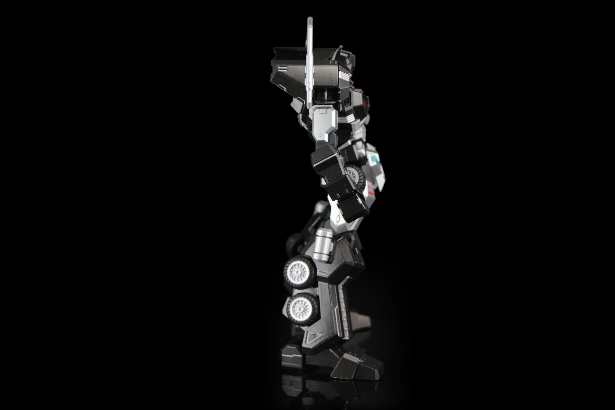 01 Nemesis Prime (Attack Mode) (Exclusive Variant) "Transformers", Flame Toys Furai Model - Image 5