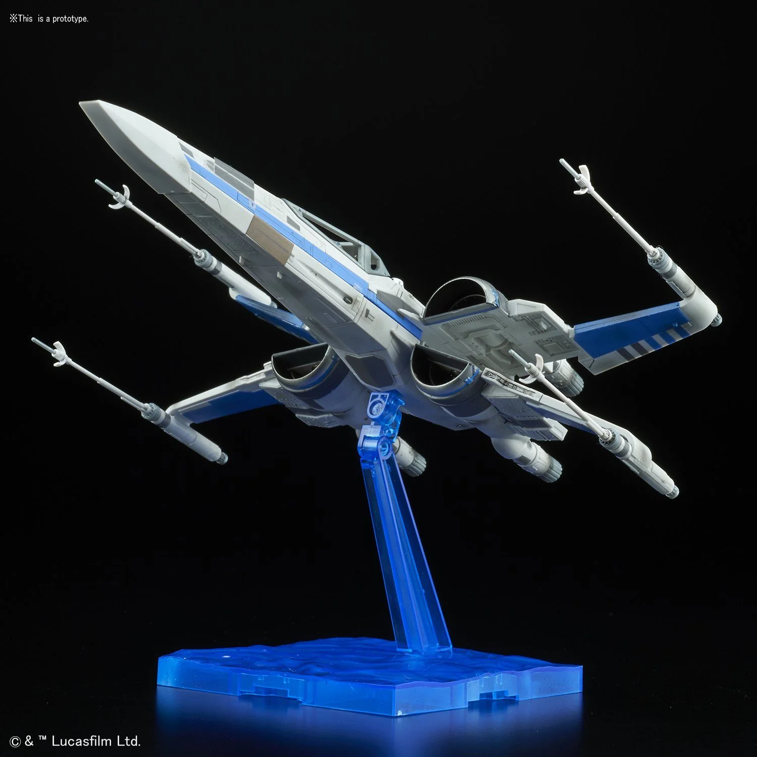 Blue Squadron Resistance X-Wing Fighter "Star Wars: The Last Jedi", Bandai Star Wars 1/72 Plastic Model - Image 4