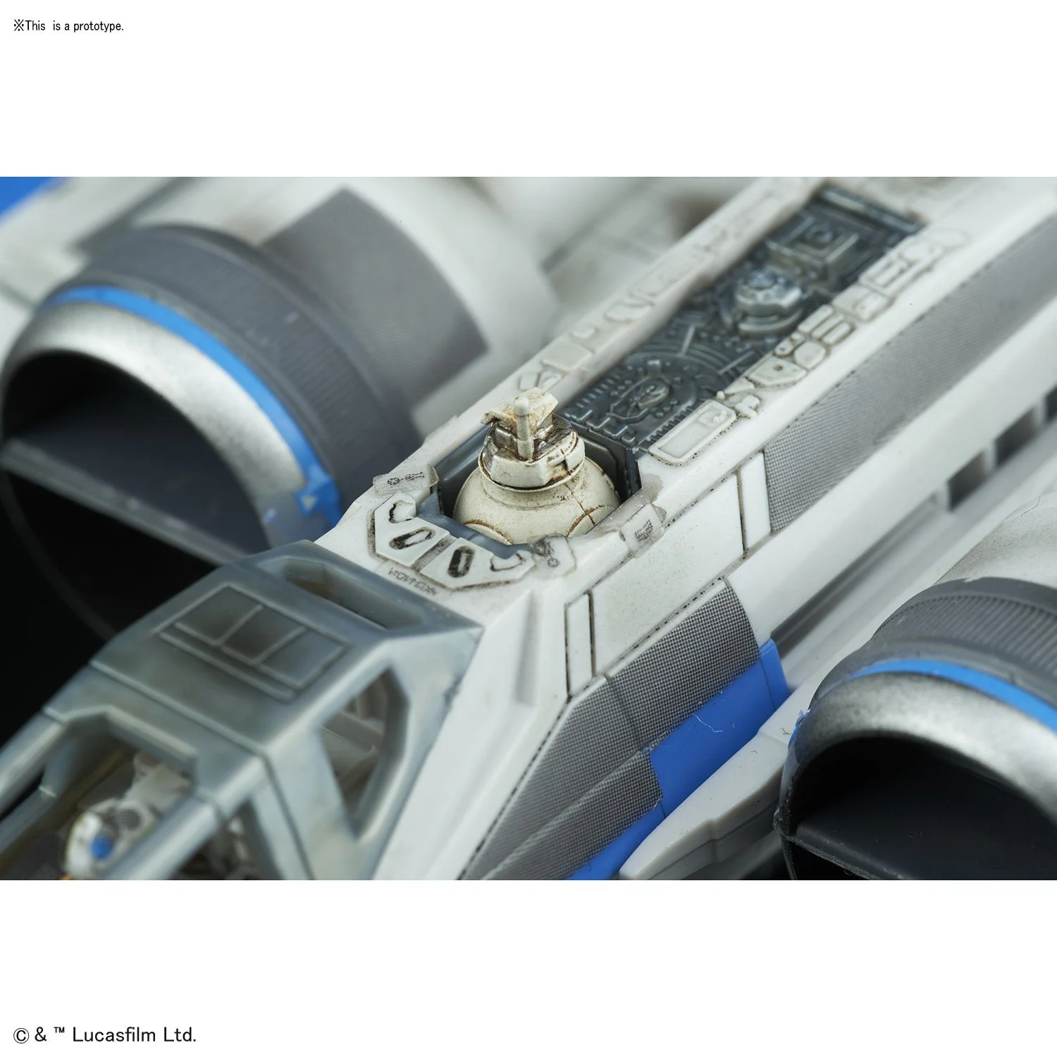 Blue Squadron Resistance X-Wing Fighter "Star Wars: The Last Jedi", Bandai Star Wars 1/72 Plastic Model - Image 6
