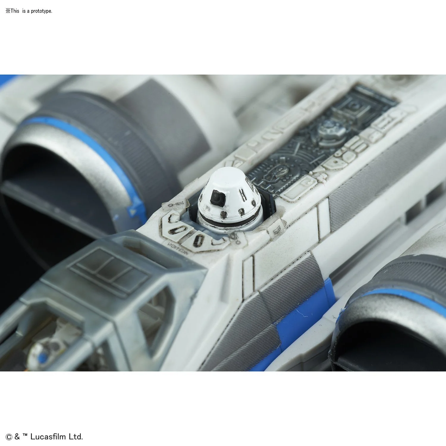 Blue Squadron Resistance X-Wing Fighter "Star Wars: The Last Jedi", Bandai Star Wars 1/72 Plastic Model - Image 7