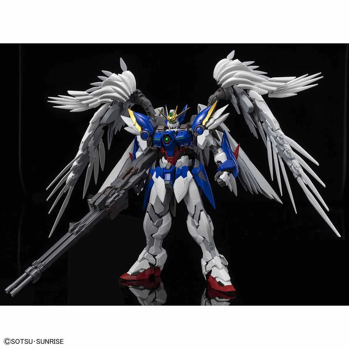 Hi-Resolution Model 1/100 Wing Gundam Zero Custom EW Ver. - Image 15