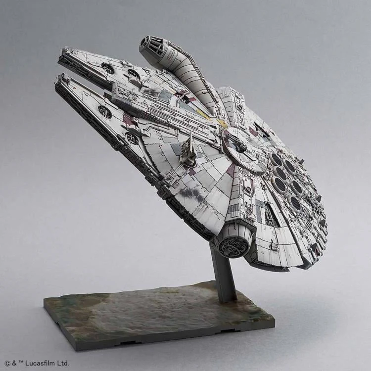Star Wars The Last Jedi Millennium Falcon 1/144 Scale Model Kit - Image 4