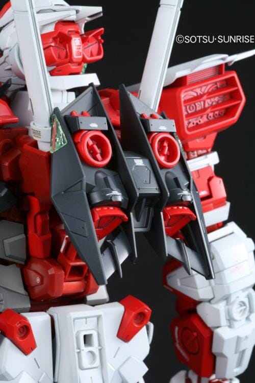 PG 1/60 Gundam Astray Red Frame - Image 11
