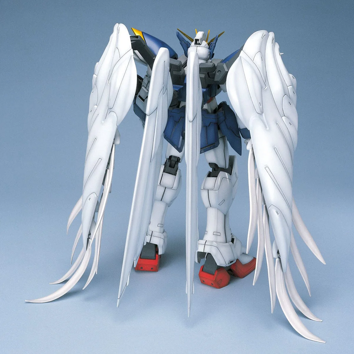 PG 1/60 Wing Gundam Zero Custom - Image 4