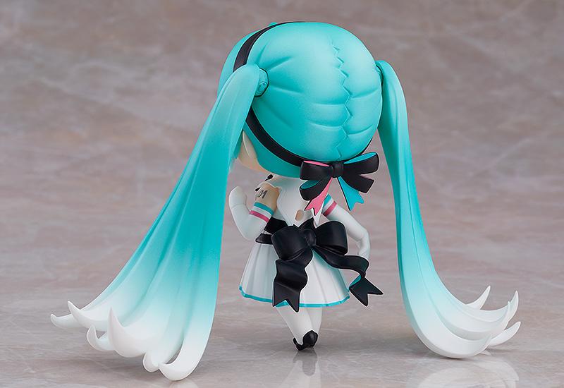 Vocaloid Nendoroid No.1039 Hatsune Miku (Symphony 2018-2019 Ver.) - Image 3