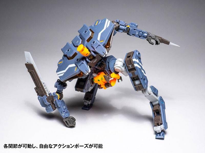RB-05 CARBE UNIVERSAL COLOR VER. ACTION FIGURE - Image 5