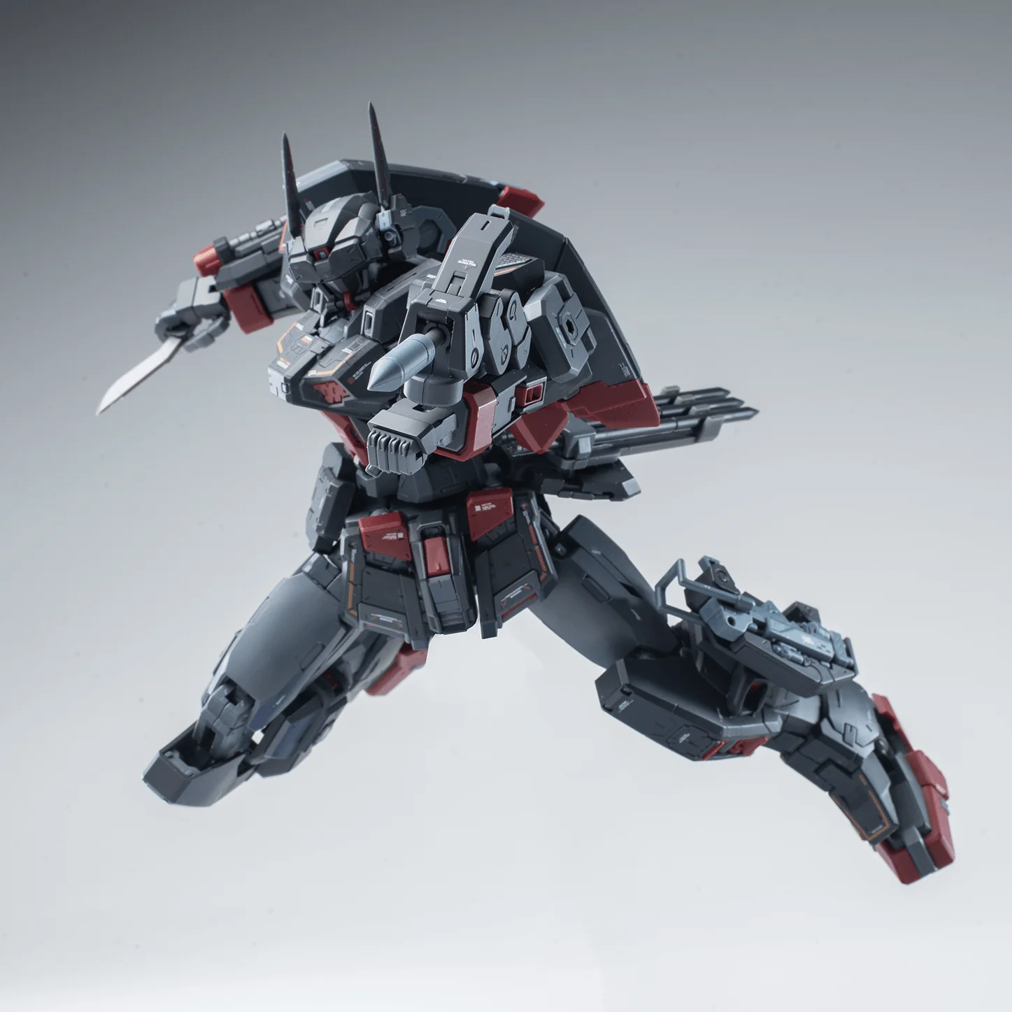 RB08-XR Famine the Third Horsemen of the Apocalypse 1/100 Scale Model Kit - Image 11