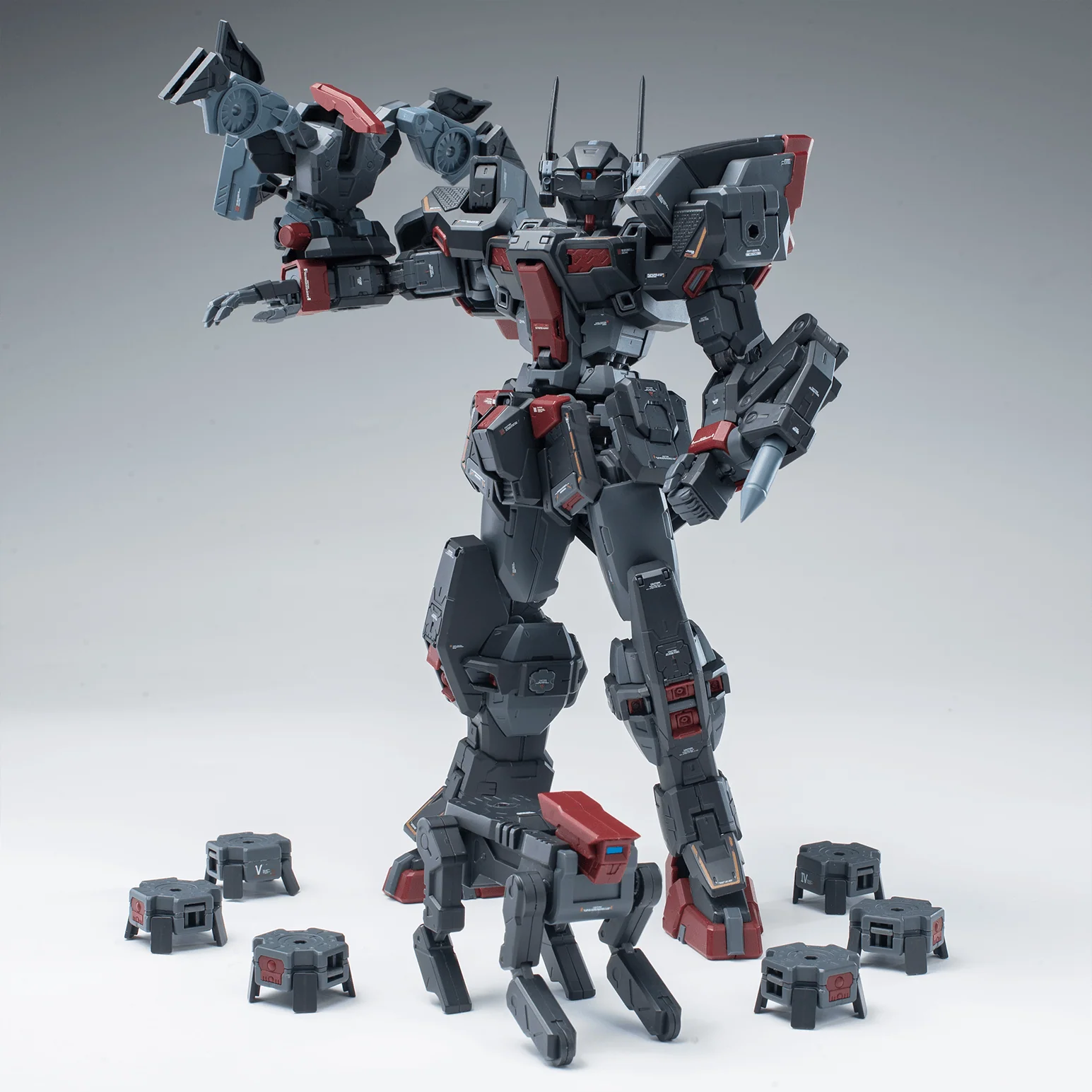 RB08-XR Famine the Third Horsemen of the Apocalypse 1/100 Scale Model Kit - Image 5