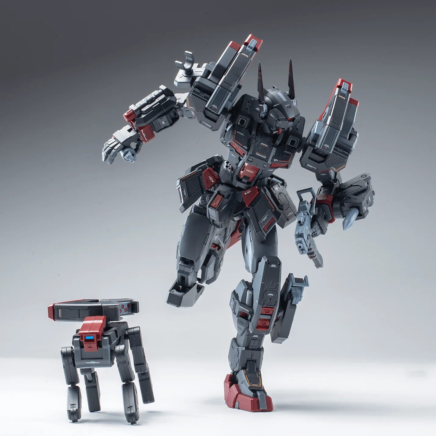 RB08-XR Famine the Third Horsemen of the Apocalypse 1/100 Scale Model Kit - Image 7