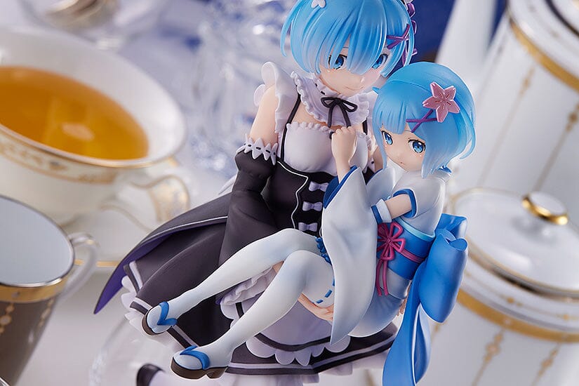 Re Zero Starting Life in Another World Rem & Childhood Rem 1/7 Scale Figure - Image 10
