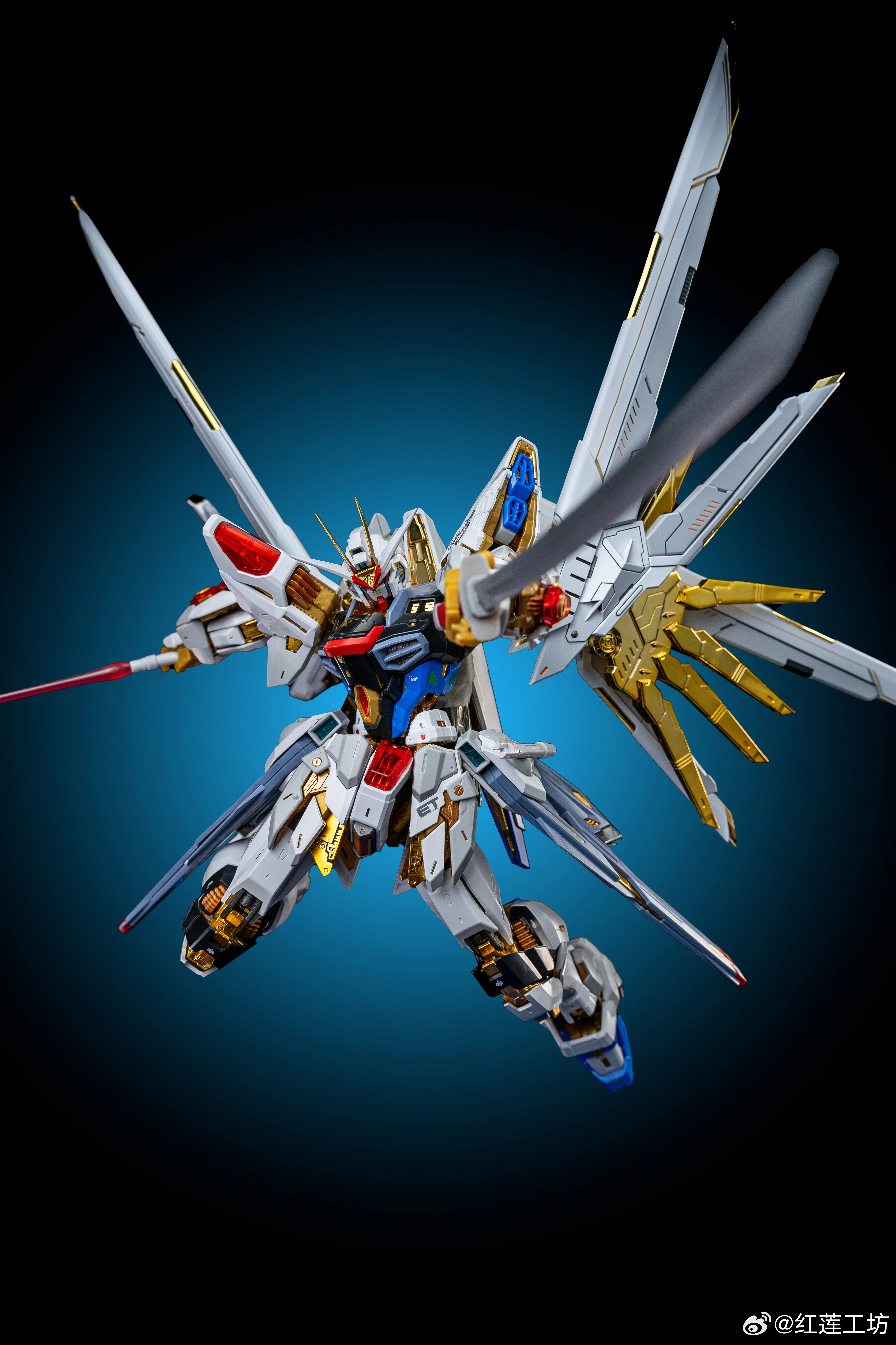 Red Lotus 1/100 Proud Defender (White Ver.) - Image 10
