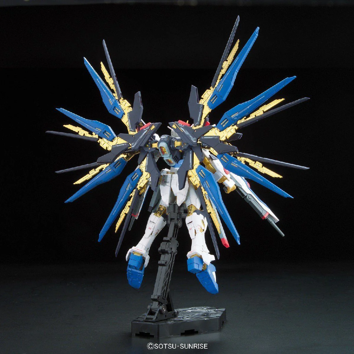 RG 1/144 #14 Strike Freedom Gundam - Image 11
