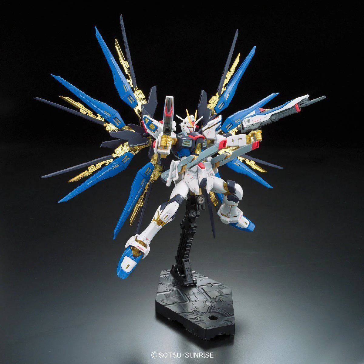 RG 1/144 #14 Strike Freedom Gundam - Image 5
