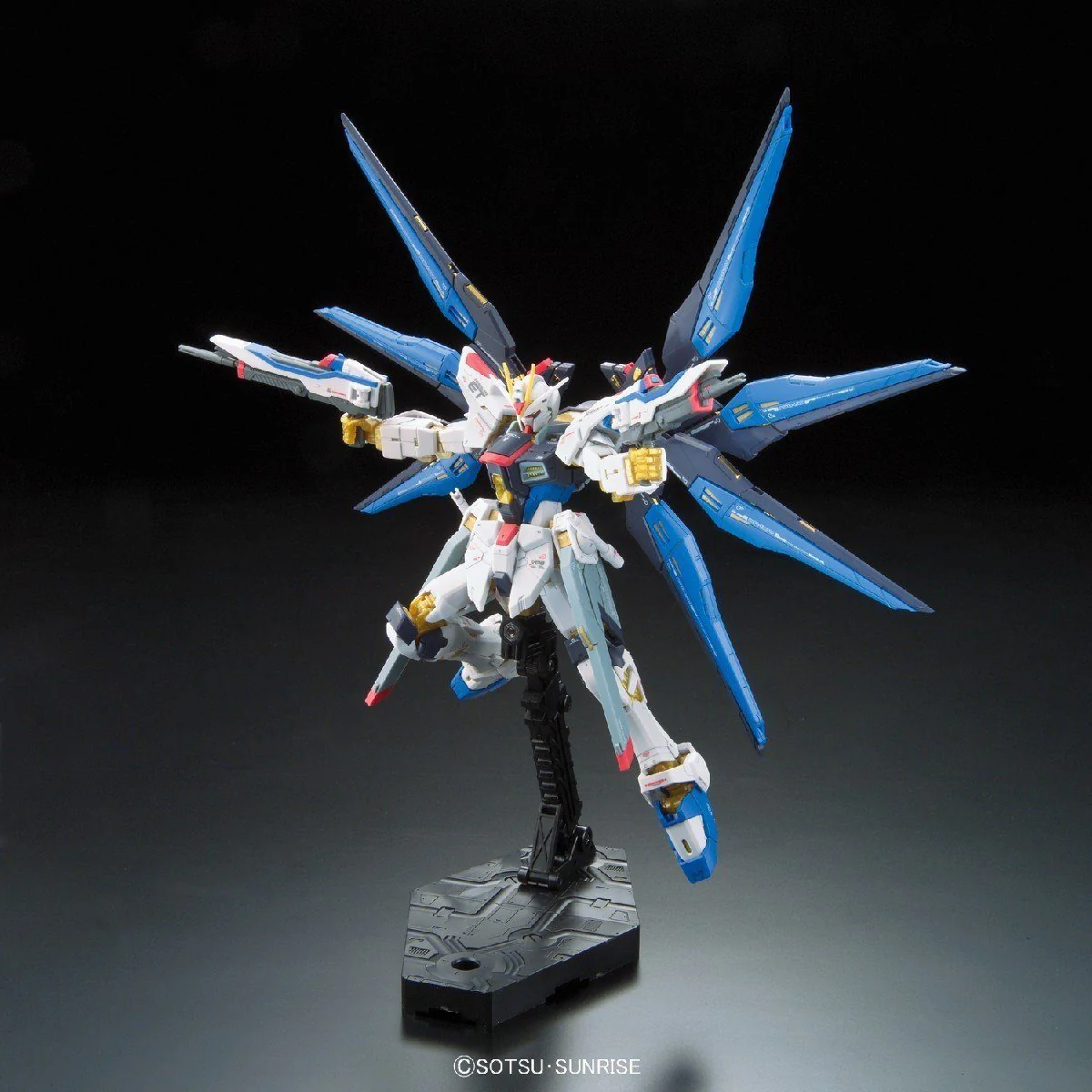 RG 1/144 #14 Strike Freedom Gundam - Image 6