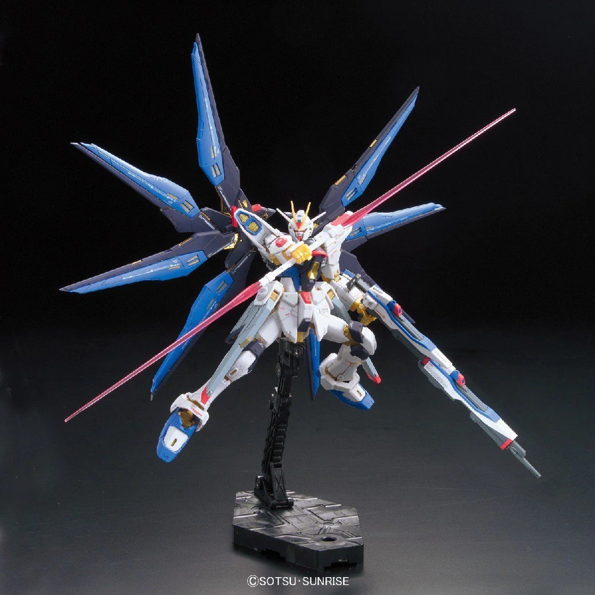 RG 1/144 #14 Strike Freedom Gundam - Image 9
