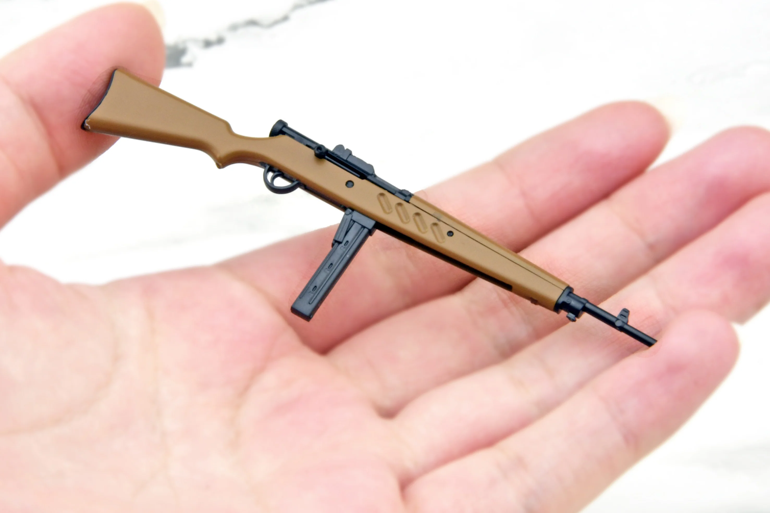 Saga of Tanya the Evil Little Armory LA-YS03 Sub-Machinegun 1/12 Scale Accessory Set - Image 5