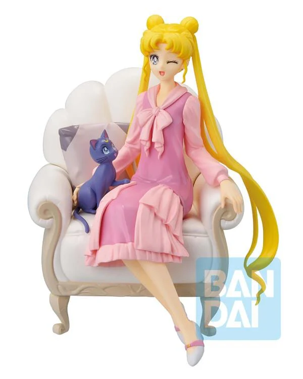Sailor Moon Cosmos Ichibansho Usagi & Luna (Antique Style) Figure - Image 3