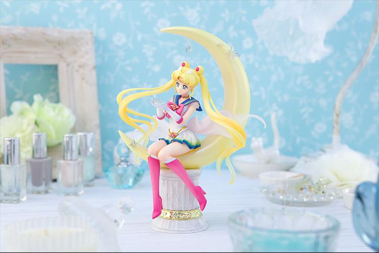 Sailor Moon Eternal FiguartsZero Chouette Super Sailor Moon (Bright Moon & Legendary Silver Crystal) - Image 6