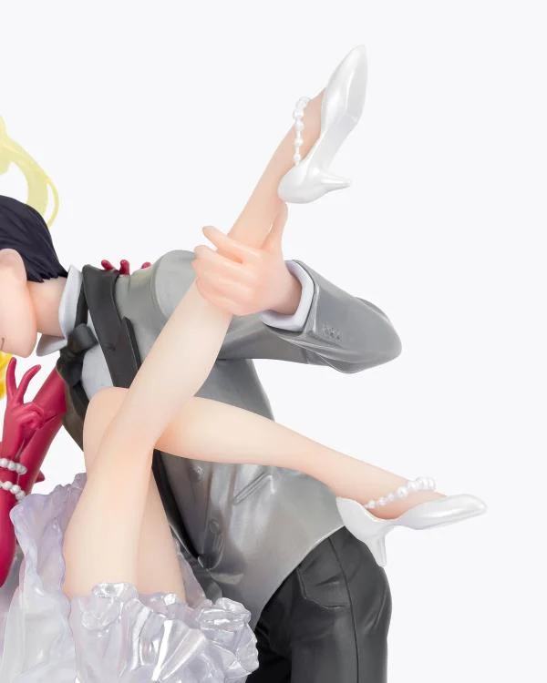Sailor Moon FiguartsZERO Chouette Usagi and Tuxedo Mask (Moonlight Glow Edition) - Image 9