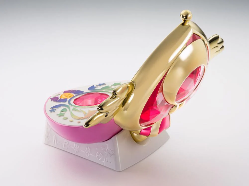 Sailor Moon Proplica Crisis Moon Compact Exclusive Replica - Image 5