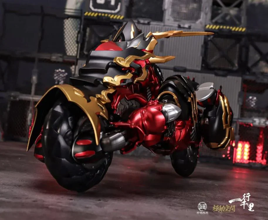 Red Hare (Metallic) 1/72 Scale Transforming Figure - Image 6