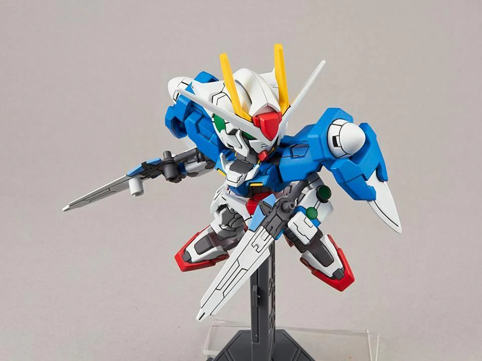 SD EX-Standard 008 00 Gundam Model Kit - Image 4